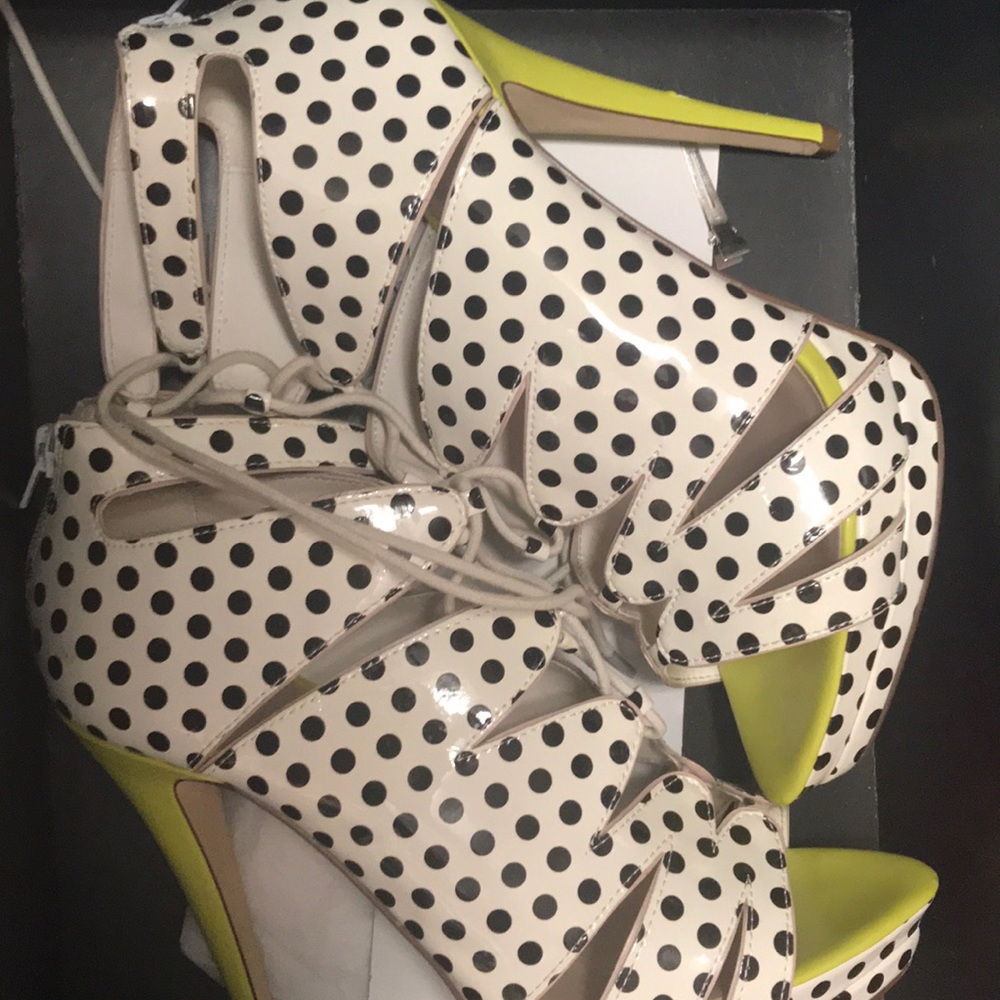 Polkadot white and black heels